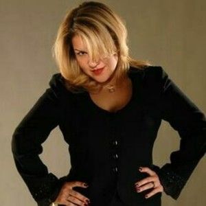 Meet your Posher, Annette